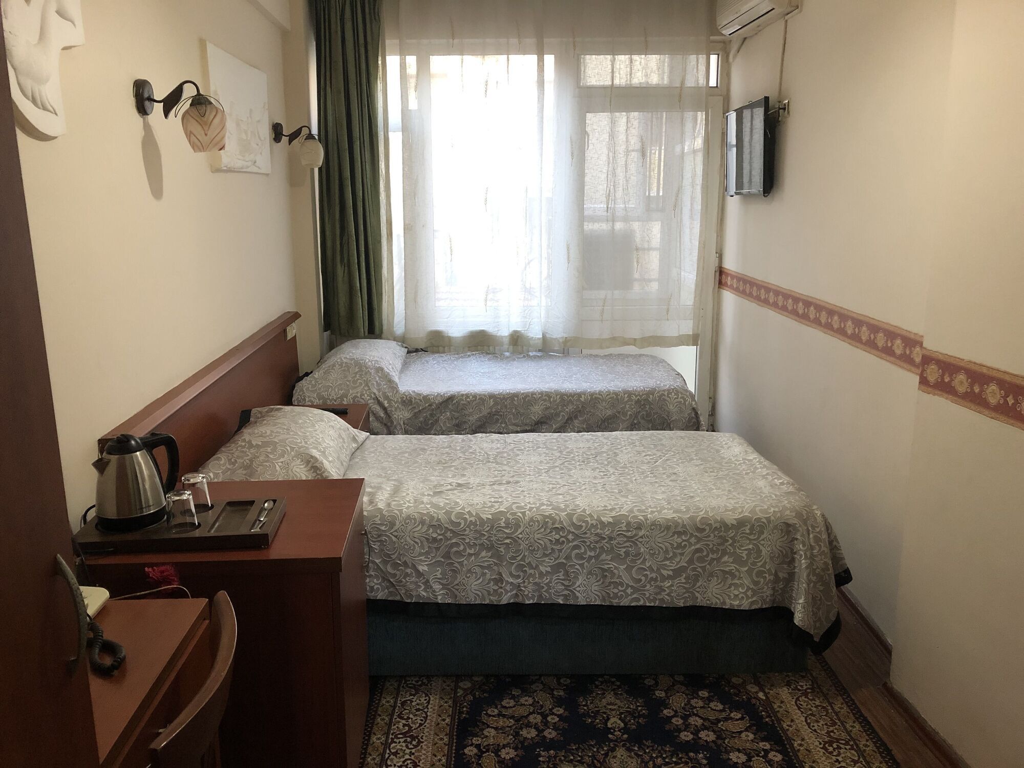 Kadikoy Kervansaray Hotel Istanbul Room photo